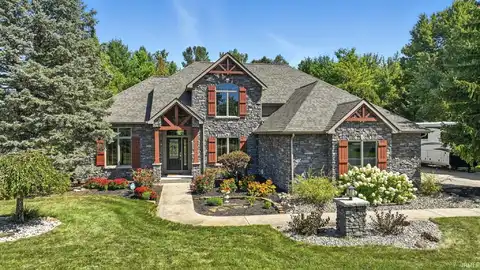 102 Greenhurst Court, Auburn, IN 46706