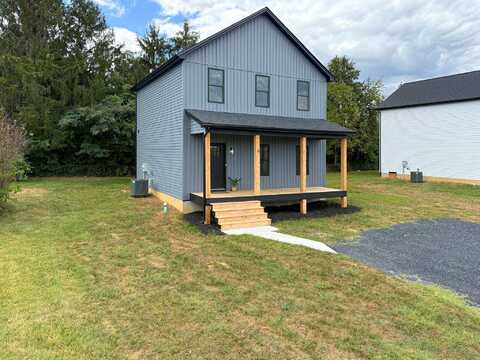 9 WALNUT ST, FISHERSVILLE, VA 22939