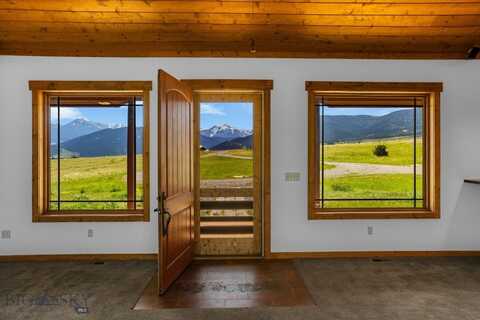 15 Painted Lance Trail, Livingston, MT 59047