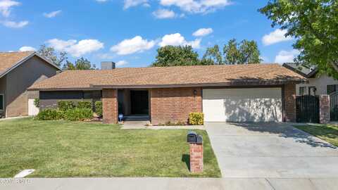 44154 Planet Circle, Lancaster, CA 93536