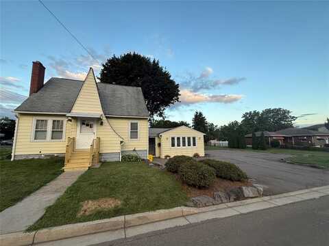 52 Lee Avenue, ENDWELL, NY 13760