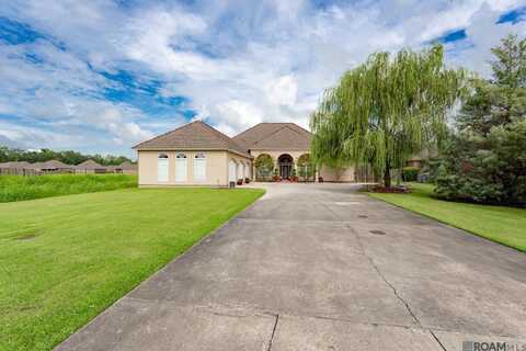 4710 Little Hope Dr, Addis, LA 70710
