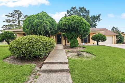 5857 Glen Oaks Dr, Baton Rouge, LA 70811