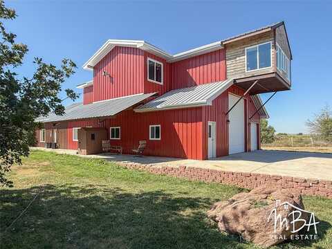 1990 N Chmelka Road, Garden City, KS 67846