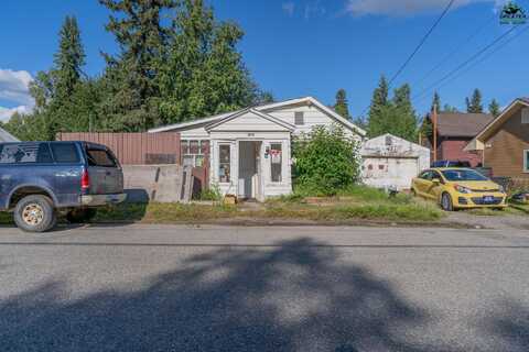 912 SIXTH AVENUE, Fairbanks, AK 99701