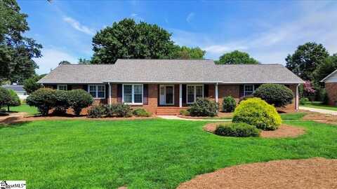 17 Seabury Drive, Greenville, SC 29615