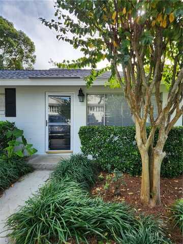 1038 -c Ocean Blvd, Saint Simons Island, GA 31522