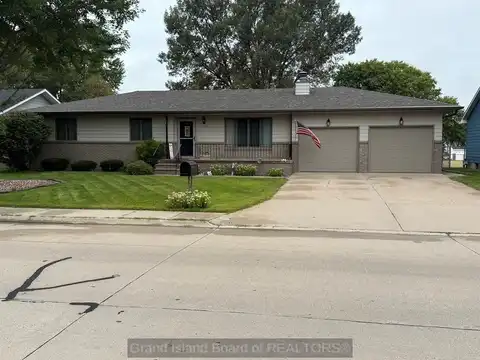 1204 Kennedy Drive, Grand Island, NE 68803