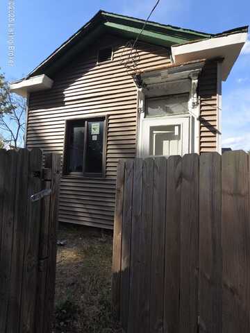 2537 Crop St, Louisville, KY 40212