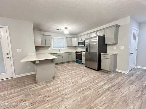 514 eagle Pointe Dr, Louisville, KY 40214