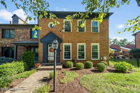 9525 Wessex Pl, Louisville, KY 40222