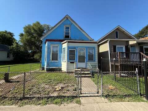 834 Willow Court, Hammond, IN 46320