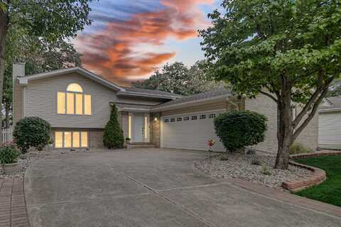 1744 W Oak Street, Griffith, IN 46319