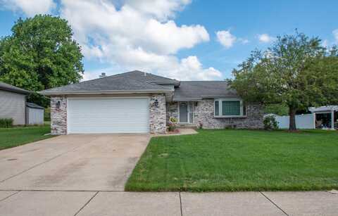 13100 Snowberry Lane, Saint John, IN 46373
