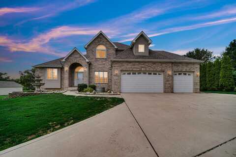 148 Timber Point Court, Valparaiso, IN 46385