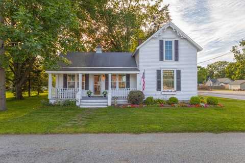 602 S Rose Avenue, Kouts, IN 46347