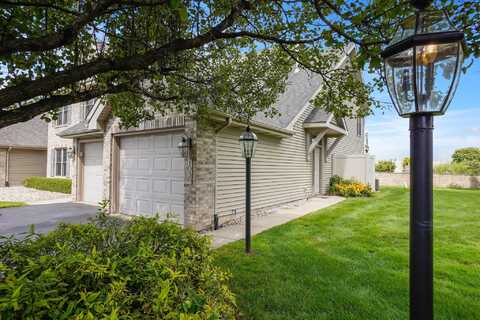 1036 Lakewood Court, Schererville, IN 46375
