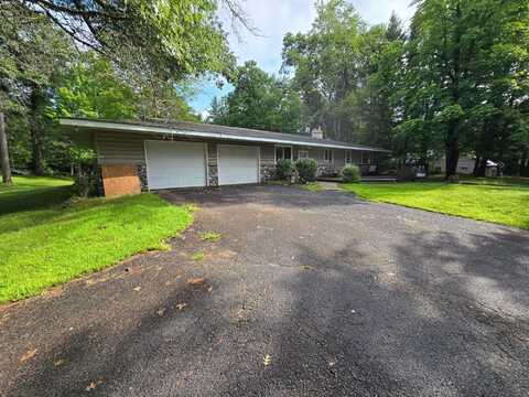 11690 MARTHA LN, Crivitz, WI 54114