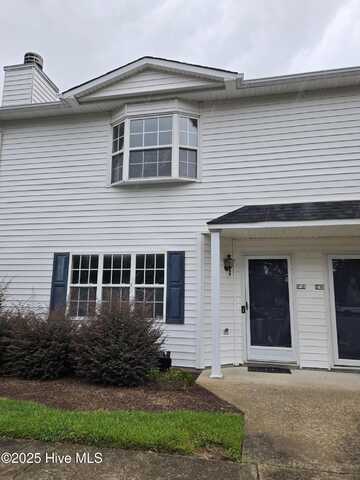 1015 Spring Forest Road, Greenville, NC 27834