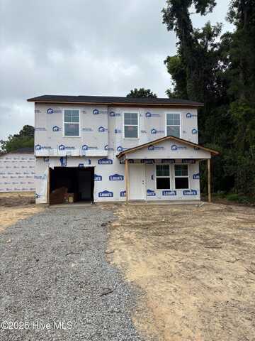 105 W Highland Avenue, Kinston, NC 28501