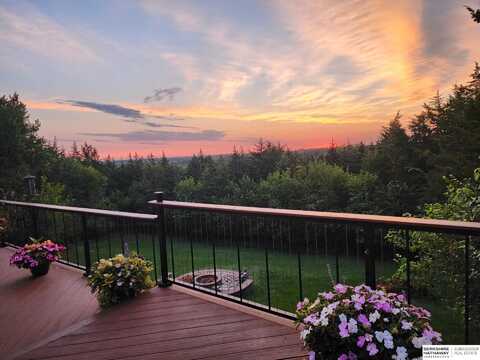 1660 Uphill Road, Yutan, NE 68073