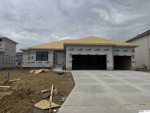 6326 N 207 Street, Elkhorn, NE 68022