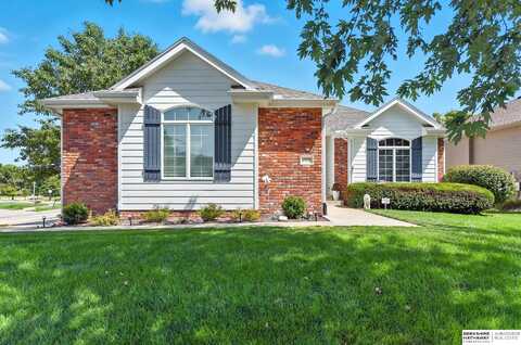 17770 Amy Circle, Omaha, NE 68135