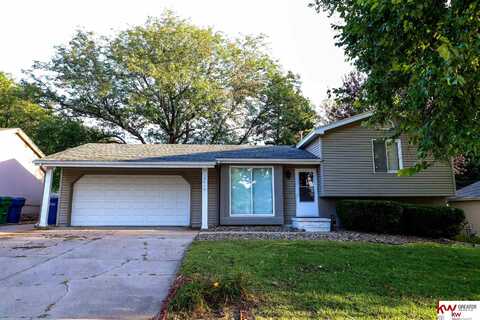 13418 Olive Street, Omaha, NE 68138