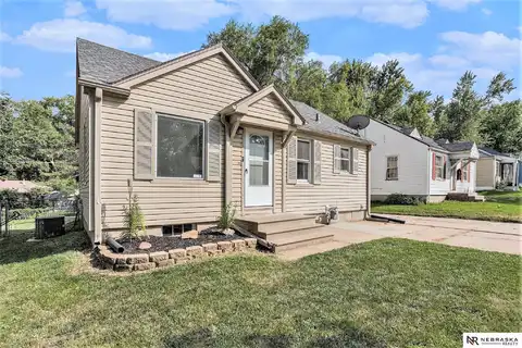 3134 N Cotner Boulevard, Lincoln, NE 68507