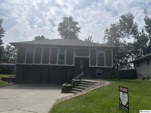 15161 R Street, Omaha, NE 68137