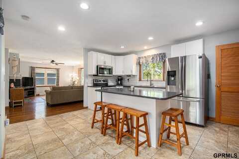 7752 Highland Street, Ralston, NE 68127