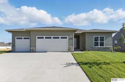 6320 Harvest Drive, Papillion, NE 68133