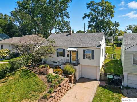 1927 S 61st Street, Omaha, NE 68106
