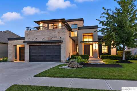 21325 A Street, Elkhorn, NE 68022