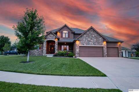 18954 Pratt Street, Elkhorn, NE 68022