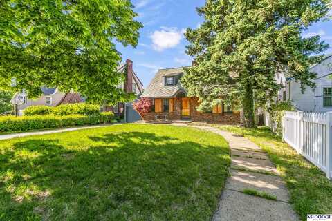 4511 Shirley Street, Omaha, NE 68106