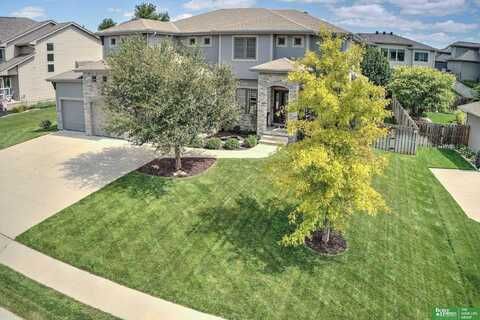 1601 S 211 Street, Elkhorn, NE 68022