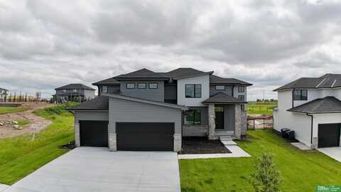 5409 N 196th Avenue, Elkhorn, NE 68022
