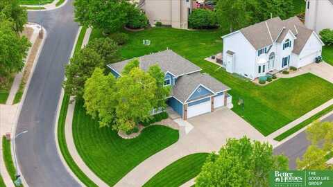 908 Wicklow Road, Papillion, NE 68046