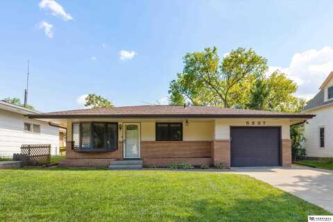 5237 Spruce Street, Lincoln, NE 68516