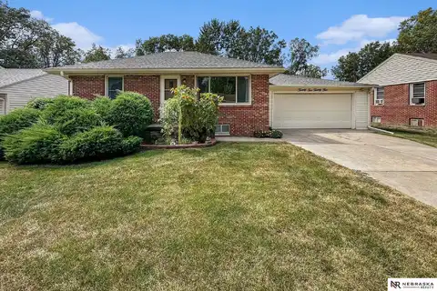 2225 S 59th Street, Lincoln, NE 68506