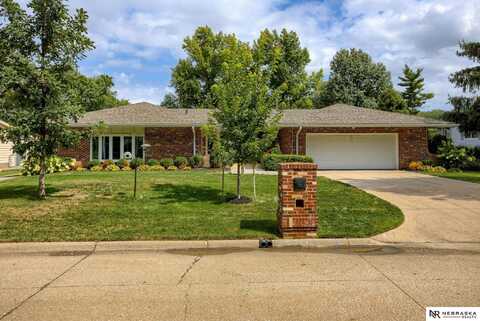 1937 S 111 Street, Omaha, NE 68144