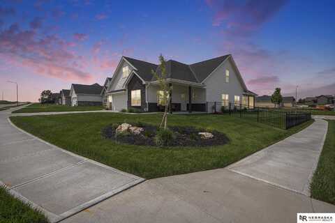 12352 Horizon Street, Papillion, NE 68046