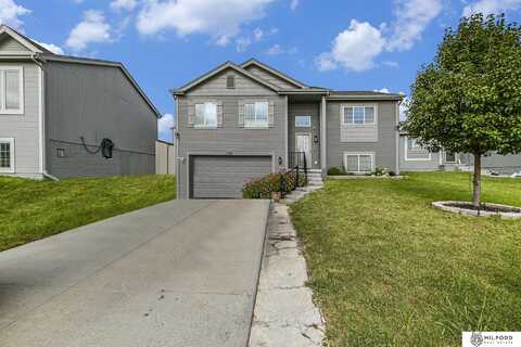 7706 N 92 Circle, Omaha, NE 68122