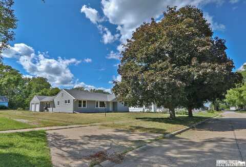 204 Cedar Street, Talmage, NE 68448