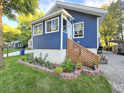408 Elmdale Street NE, Grand Rapids, MI 49525