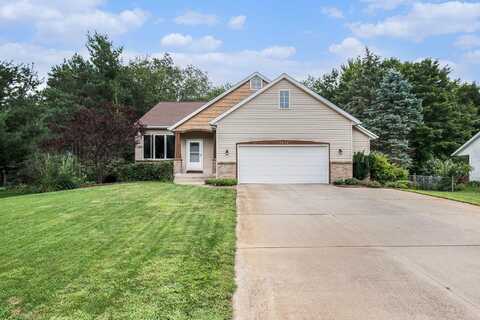 10670 Tallpine Lane, Allendale, MI 49401