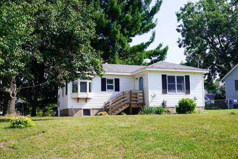 1955 3 Mile Road NE, Grand Rapids, MI 49505