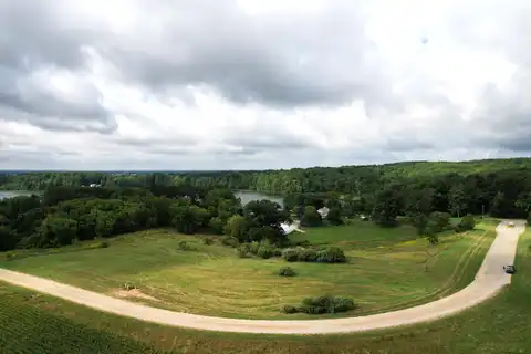 W Waters Edge Drive Drive, Scottville, MI 49454