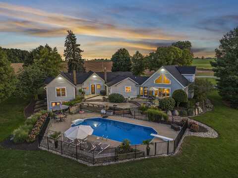 2841 132nd Avenue, Hopkins, MI 49328